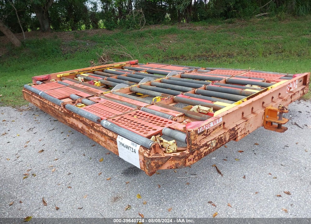 2003 EQUIPMENT GSE A05165D VIN: 00000000000165280