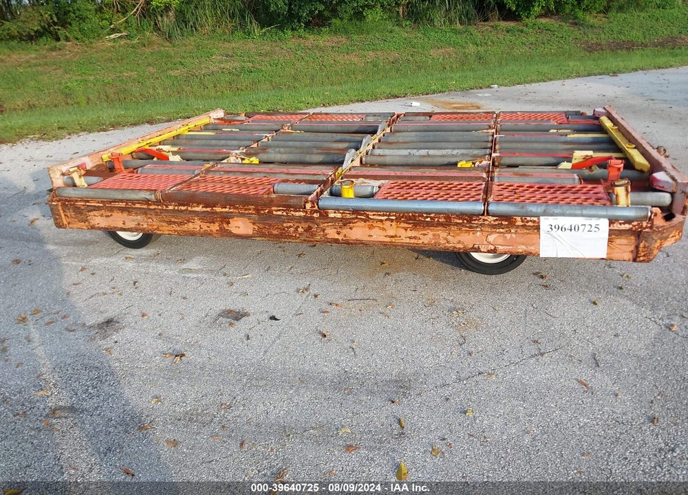 2004 EQUIPMENT GSE A05165D VIN: 00000000000168502