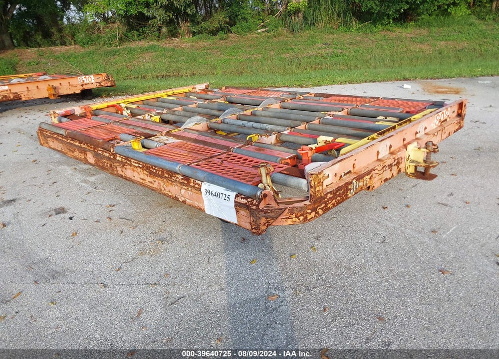 2004 EQUIPMENT GSE A05165D VIN: 00000000000168502