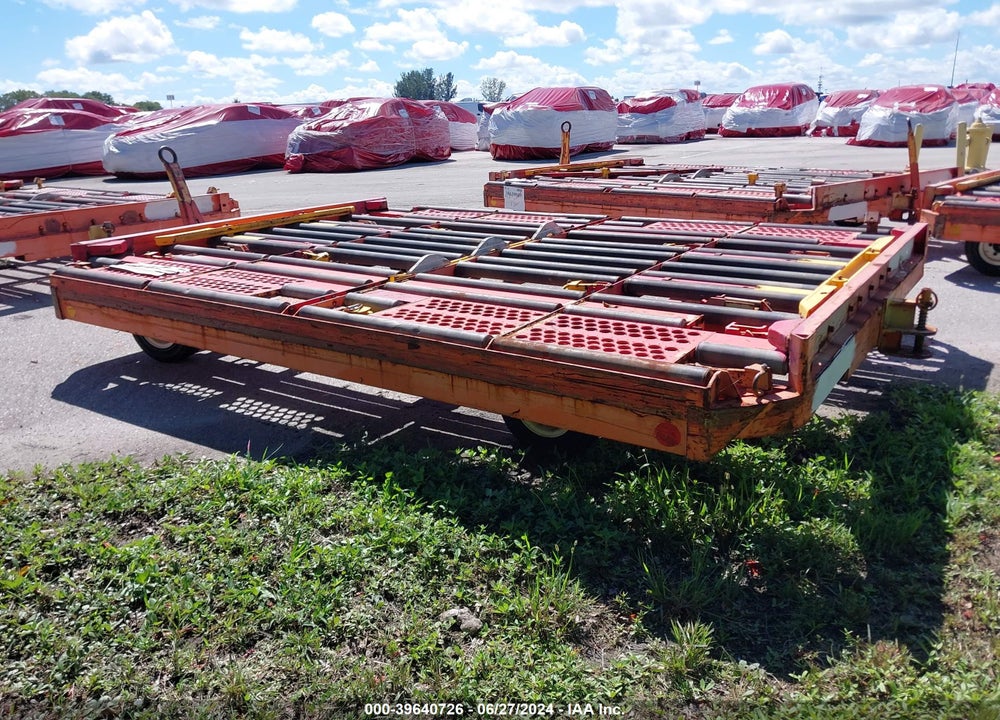 2003 EQUIPMENT GSE A05165D VIN: 00000000000165284