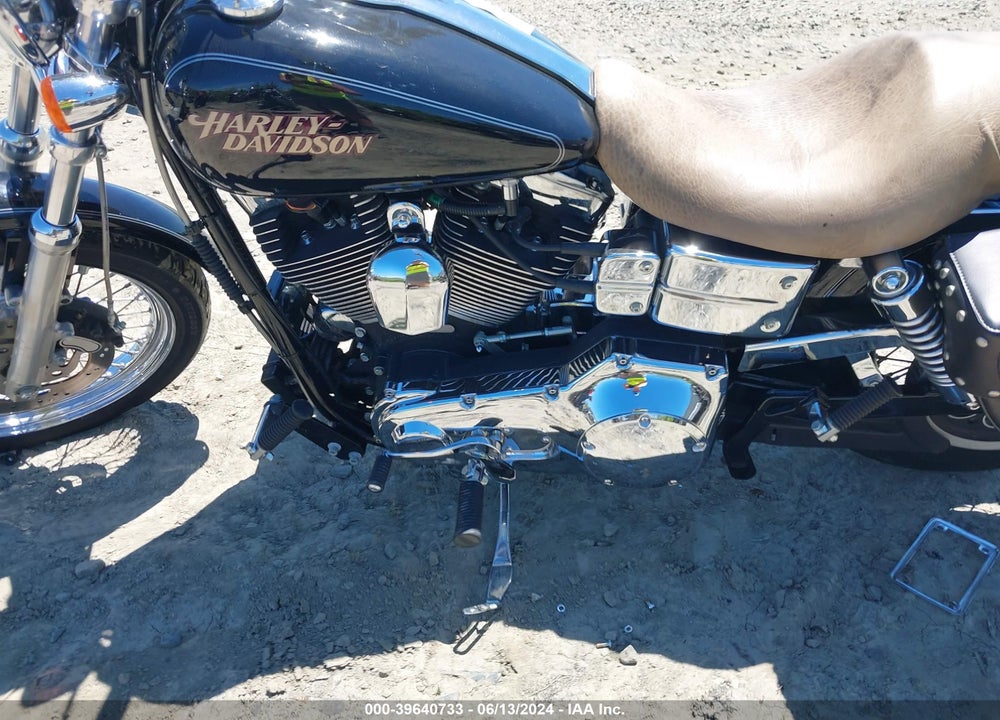 2005 HARLEY-DAVIDSON FXDLI VIN: 1HD1GNW355K334937