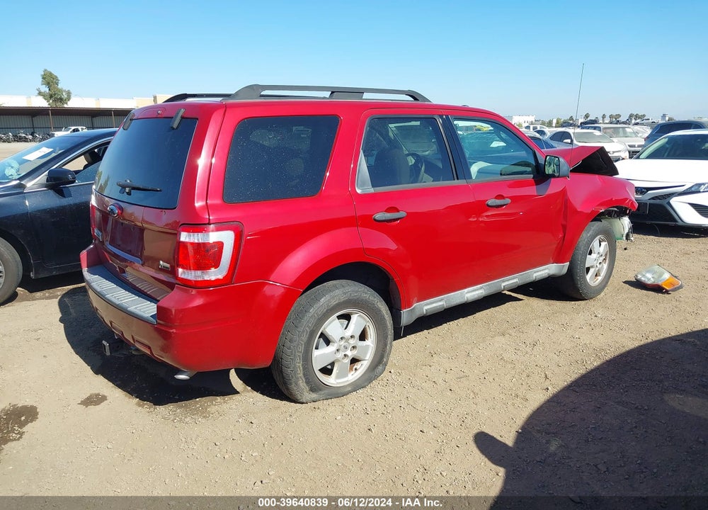 2010 FORD ESCAPE XLT VIN: 1FMCU0DG4AKC83884