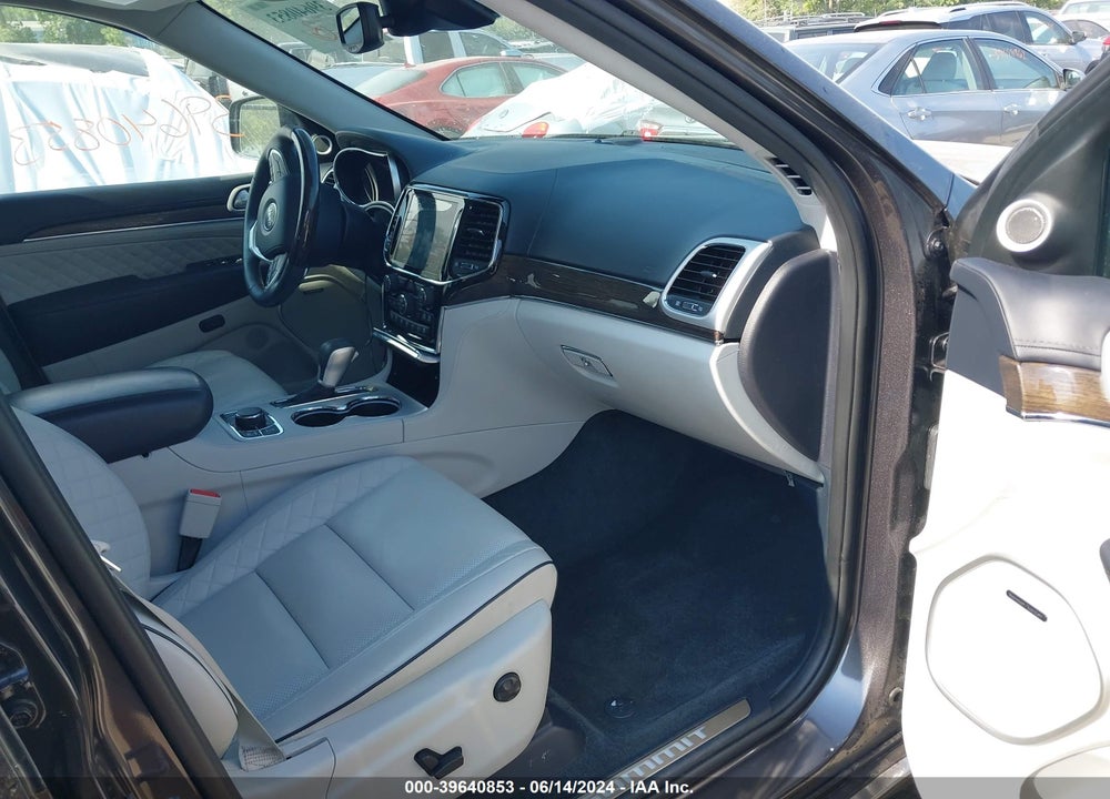 2019 JEEP GRAND CHEROKEE SUMMIT VIN: 1C4RJFJG7KC586751