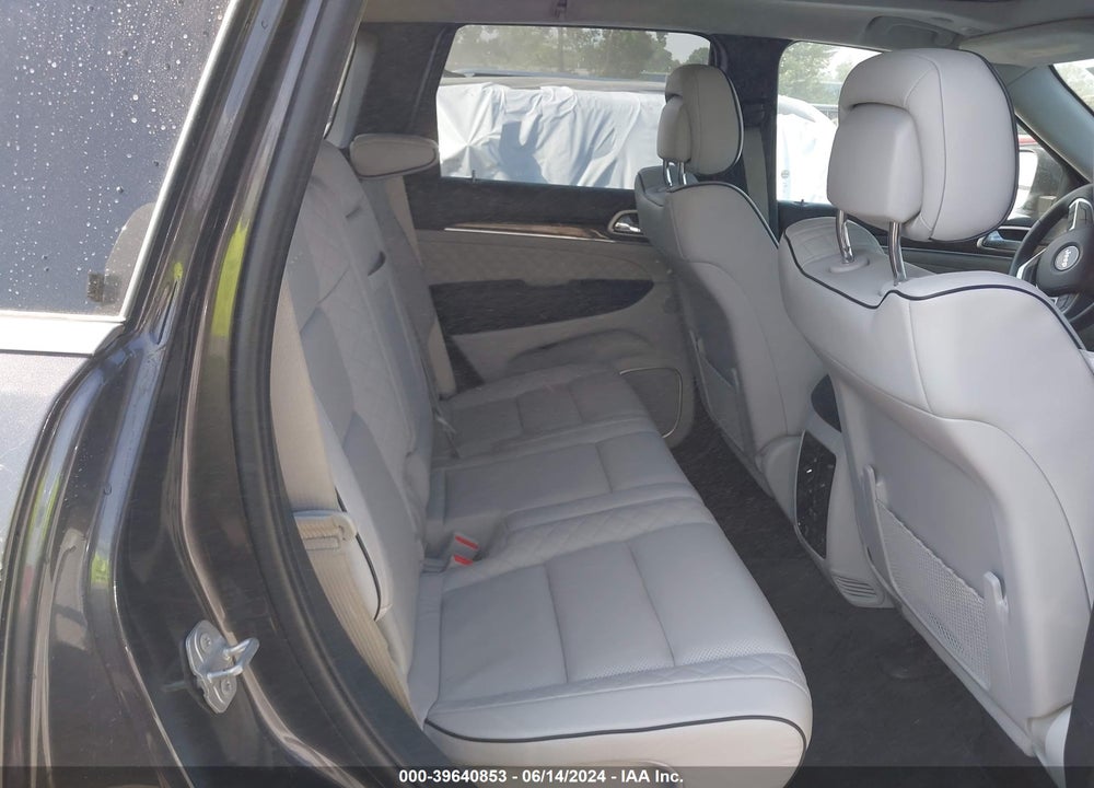 2019 JEEP GRAND CHEROKEE SUMMIT VIN: 1C4RJFJG7KC586751