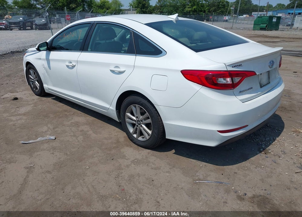 2015 HYUNDAI SONATA SE VIN: 5NPE24AF6FH225674
