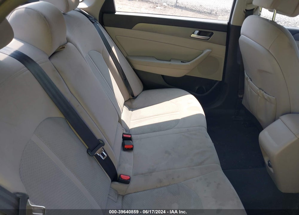 2015 HYUNDAI SONATA SE VIN: 5NPE24AF6FH225674