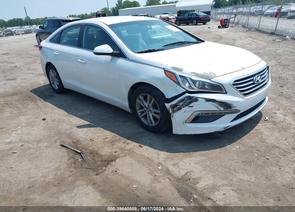 2015 HYUNDAI SONATA SE VIN: 5NPE24AF6FH225674