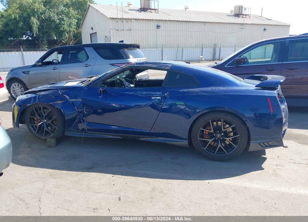 2017 NISSAN GT-R PREMIUM VIN: JN1AR5EF7HM820782