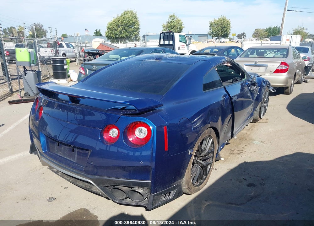2017 NISSAN GT-R PREMIUM VIN: JN1AR5EF7HM820782
