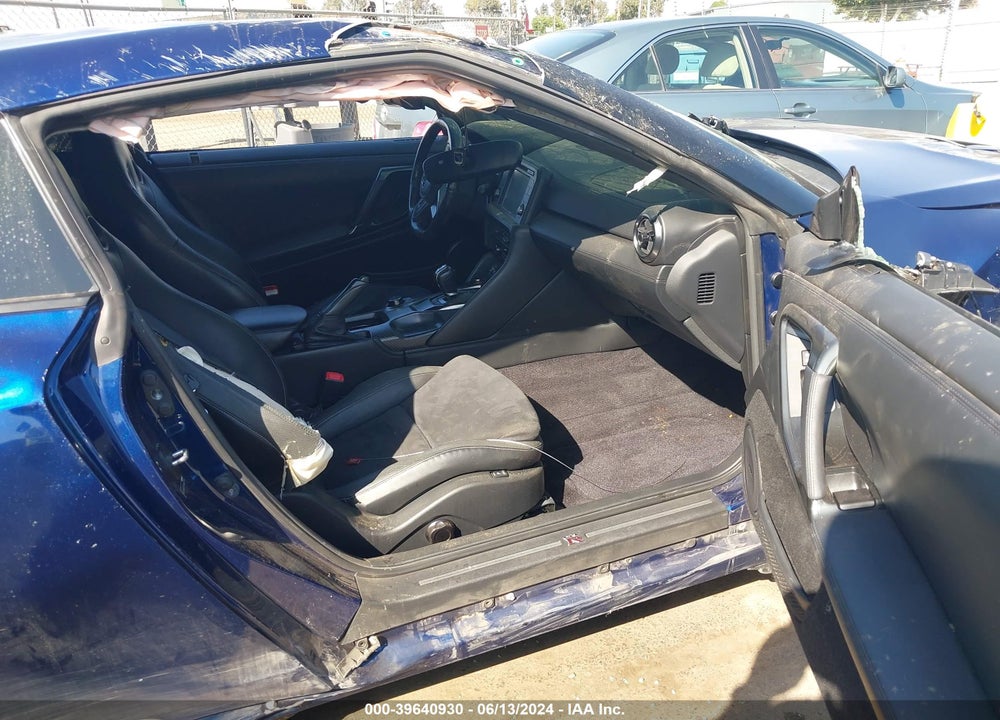 2017 NISSAN GT-R PREMIUM VIN: JN1AR5EF7HM820782