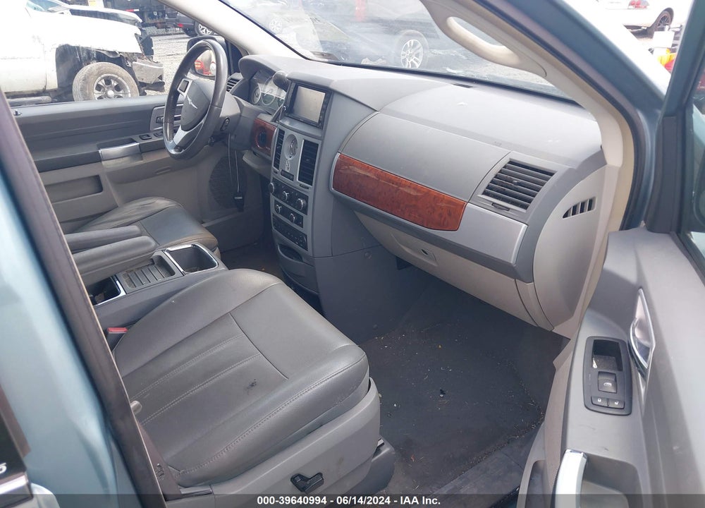2008 CHRYSLER TOWN & COUNTRY TOURING VIN: 2A8HR54P98R754506