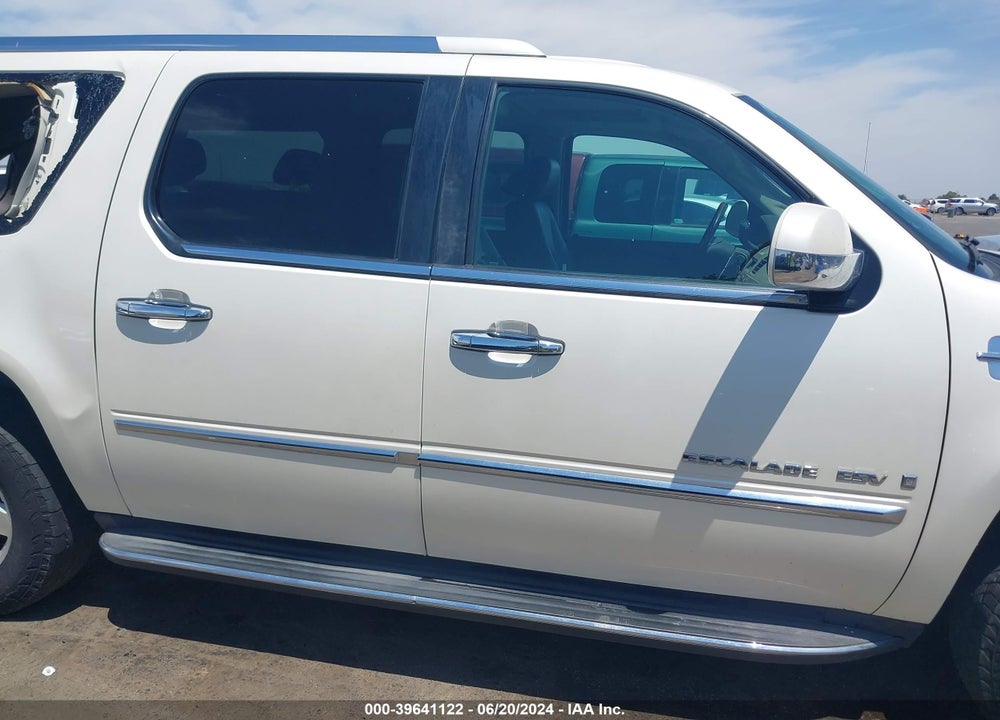 2007 CADILLAC ESCALADE ESV STANDARD VIN: 1GYFK66857R234056