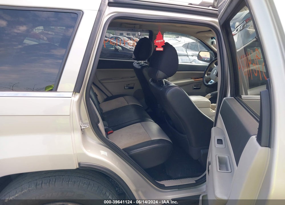 2010 JEEP GRAND CHEROKEE LIMITED VIN: 1J4RR5GT6AC133351