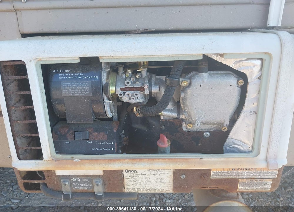 2005 HI LO TRAVEL TRLR VIN: 1H0T1CN215A055841