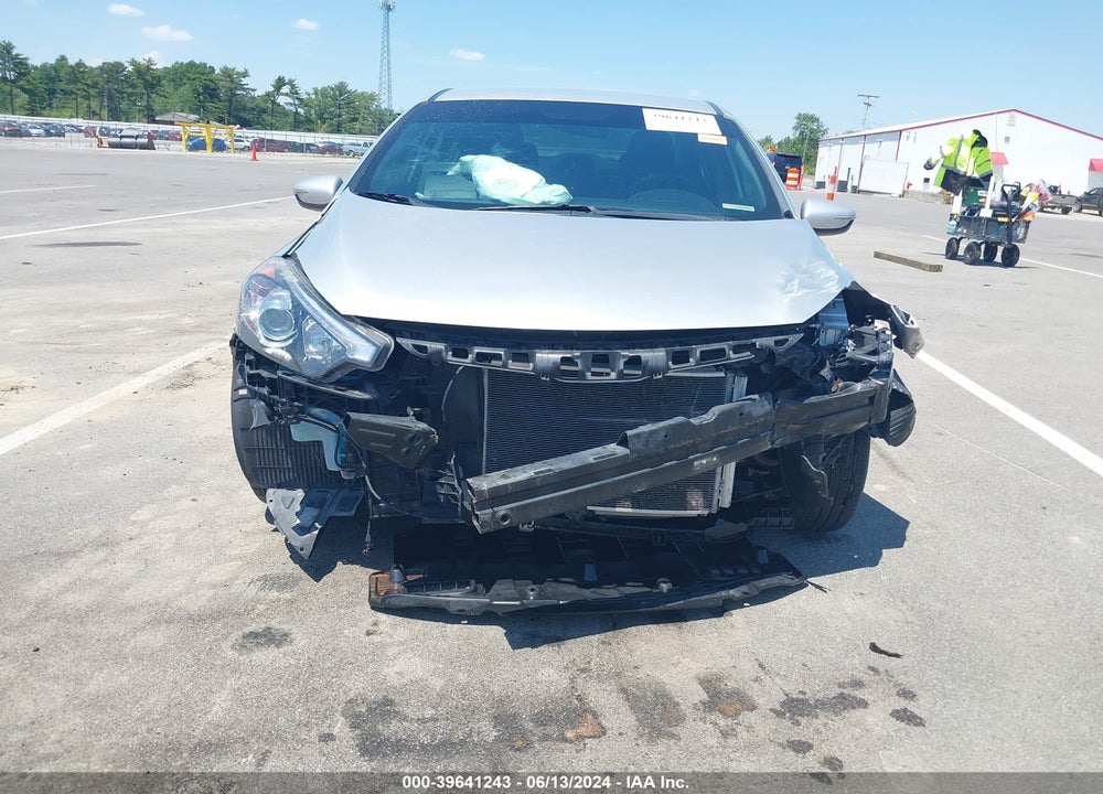 2015 KIA FORTE VIN: KNAFX4A85F5328377