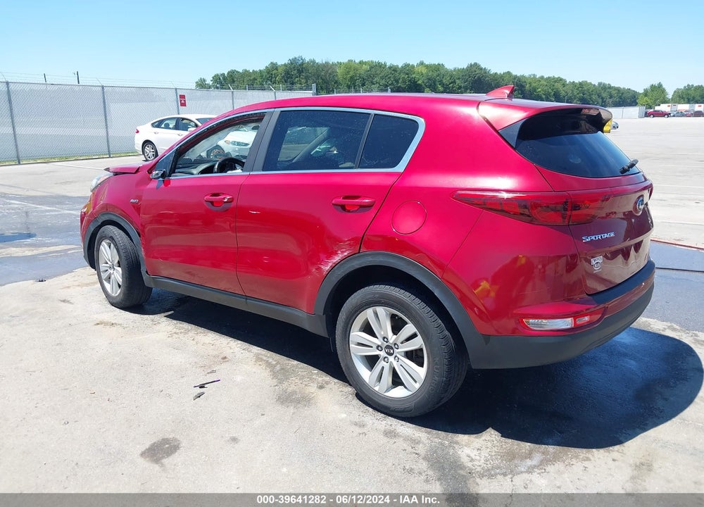 2018 KIA SPORTAGE LX VIN: KNDPMCACXJ7344215