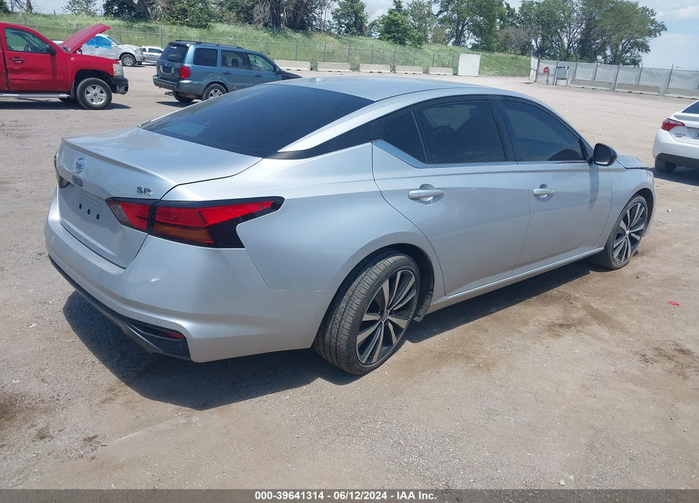2021 NISSAN ALTIMA SR FWD VIN: 1N4BL4CV4MN419028