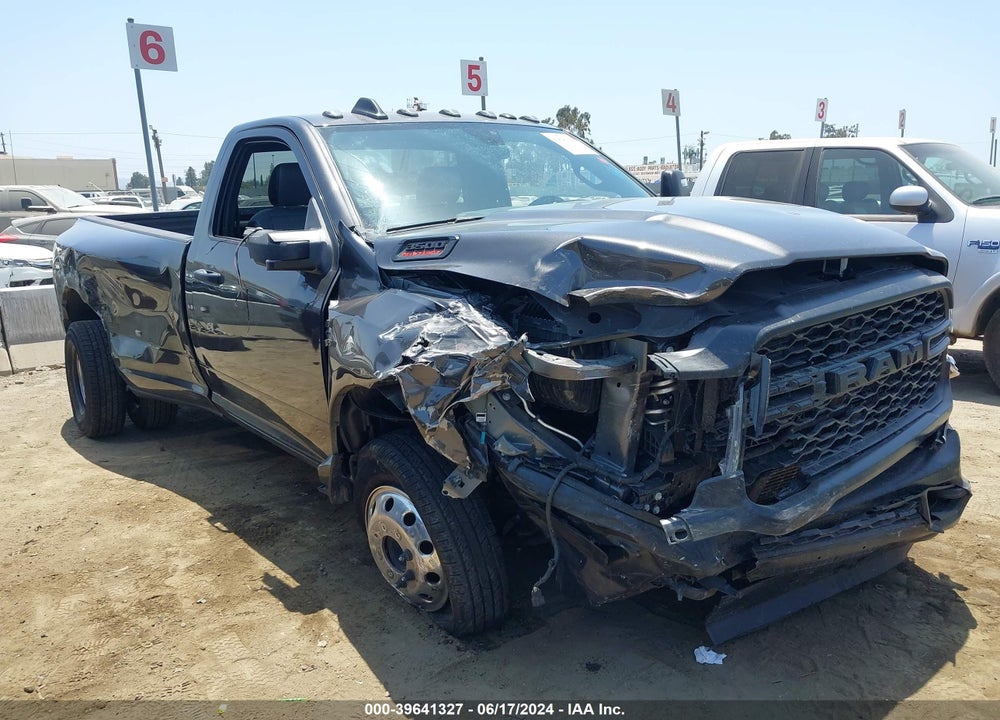 2024 RAM 3500 TRADESMAN REGULAR CAB 4X2 8' BOX VIN: 3C63RPAL0RG107991