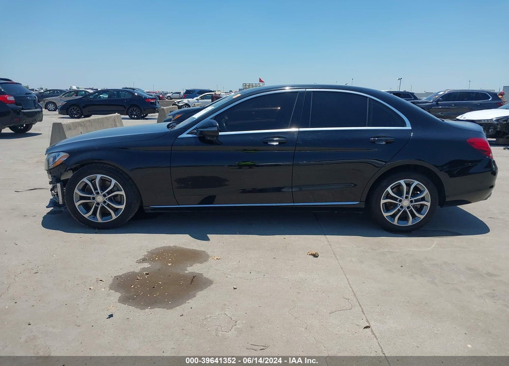 2017 MERCEDES-BENZ C 300 VIN: 55SWF4JB9HU194216
