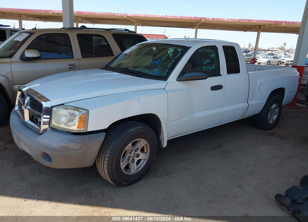 2005 DODGE DAKOTA SLT VIN: 1D7HE42K85S145234