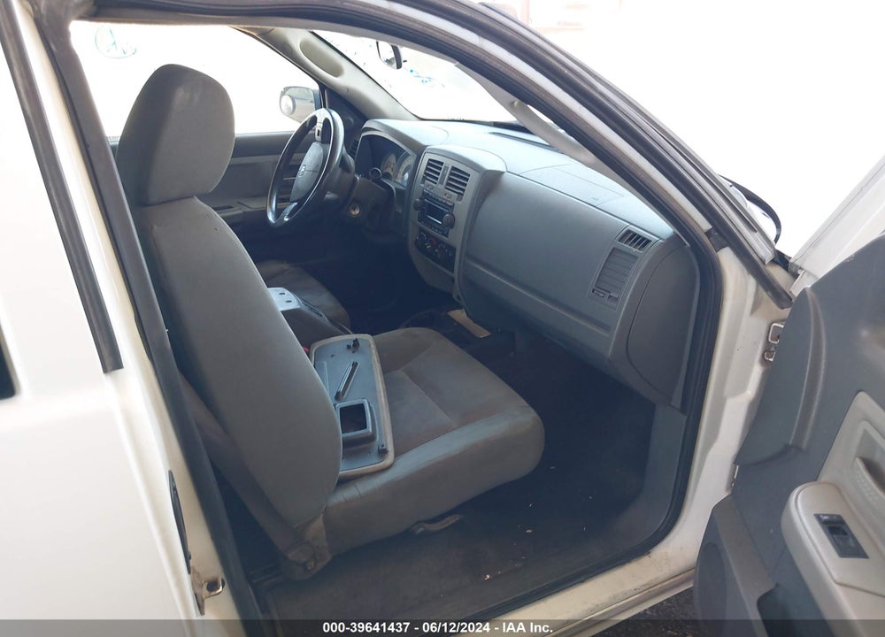 2005 DODGE DAKOTA SLT VIN: 1D7HE42K85S145234