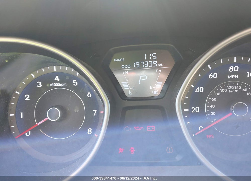 2012 HYUNDAI ELANTRA VIN: 5NPDH4AE4CH093849