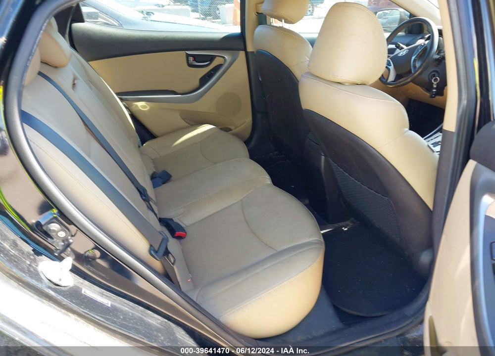 2012 HYUNDAI ELANTRA VIN: 5NPDH4AE4CH093849