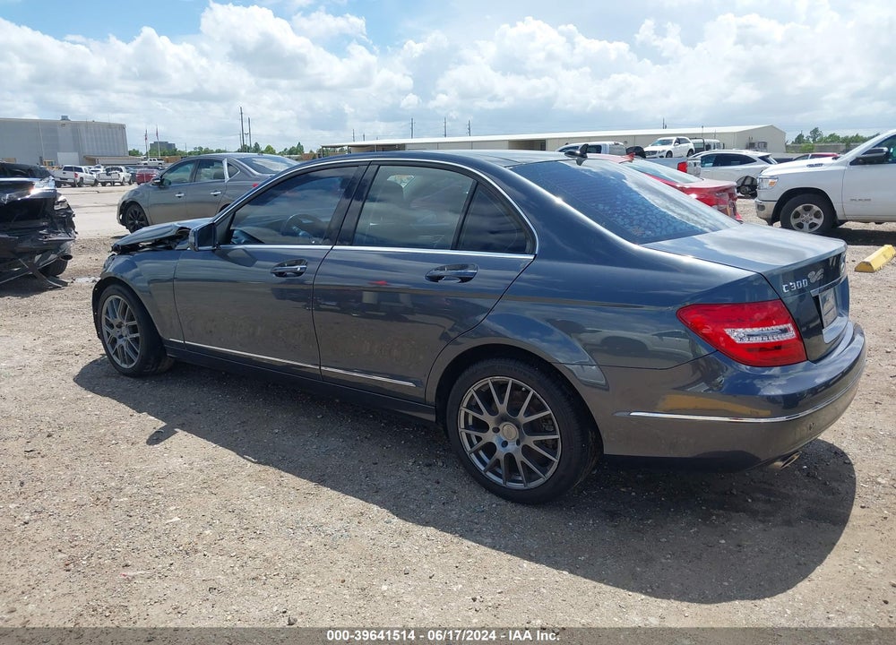 2013 MERCEDES-BENZ C 300 LUXURY 4MATIC/SPORT 4MATIC VIN: WDDGF8AB8DA816567