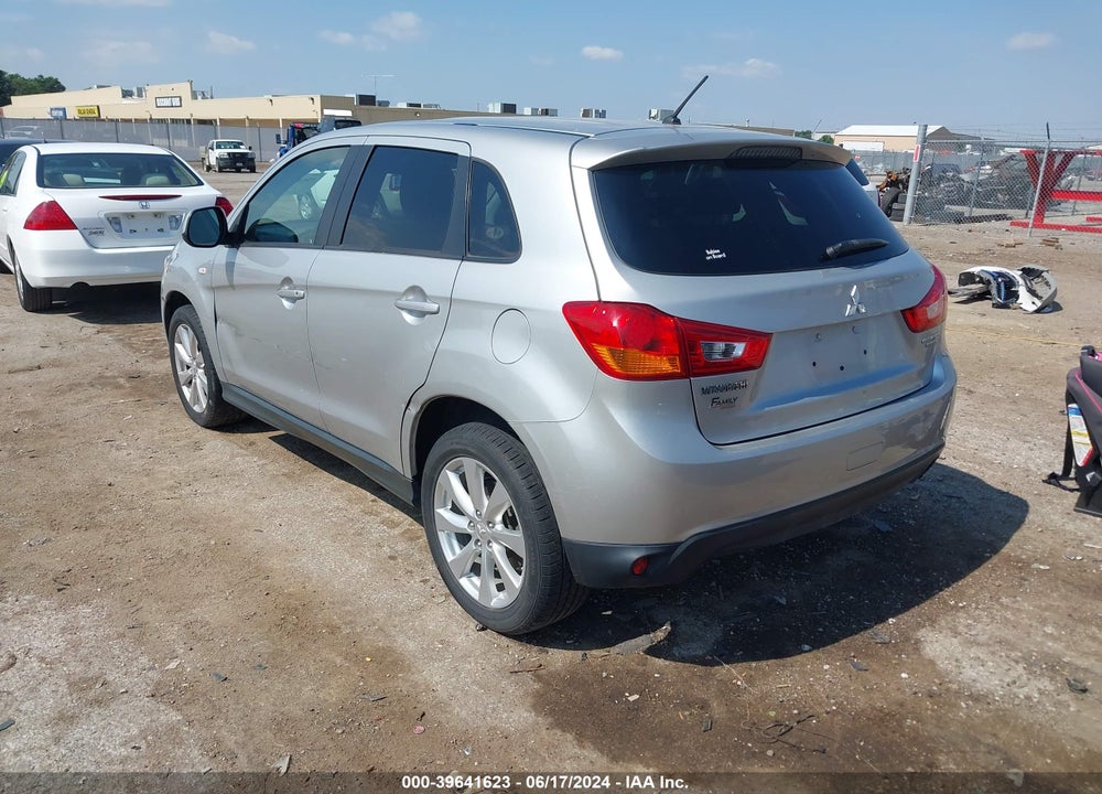 2015 MITSUBISHI OUTLANDER SPORT ES VIN: 4A4AP3AU2FE014036