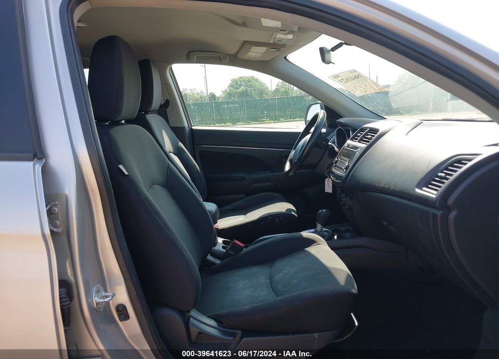 2015 MITSUBISHI OUTLANDER SPORT ES VIN: 4A4AP3AU2FE014036