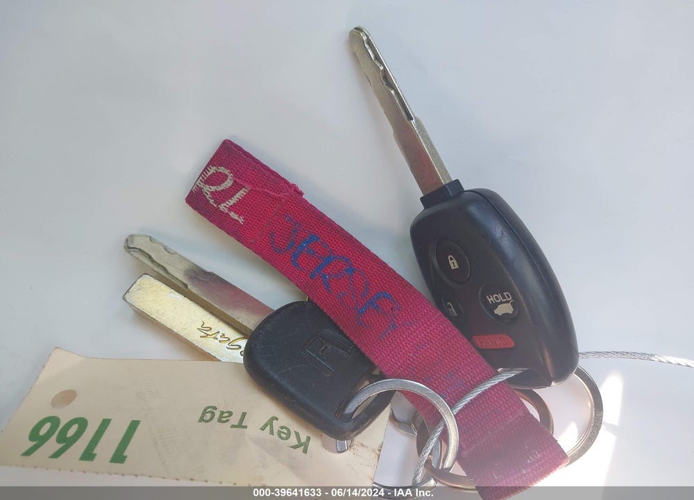 2012 HONDA PILOT EX-L VIN: 5FNYF4H50CB012423