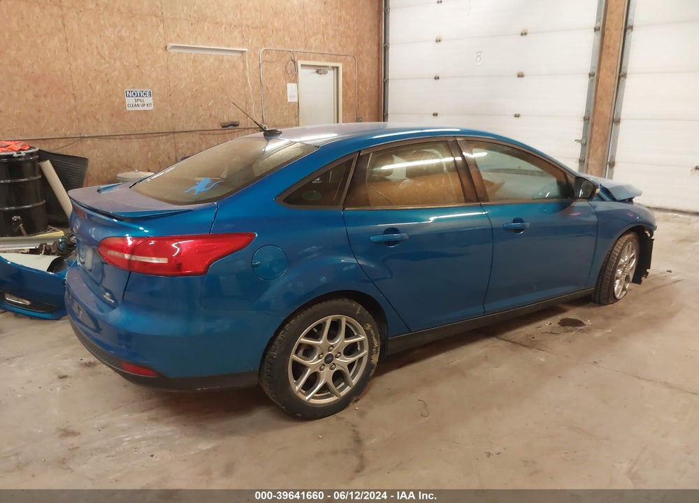 2015 FORD FOCUS SE VIN: 1FADP3F2XFL240046