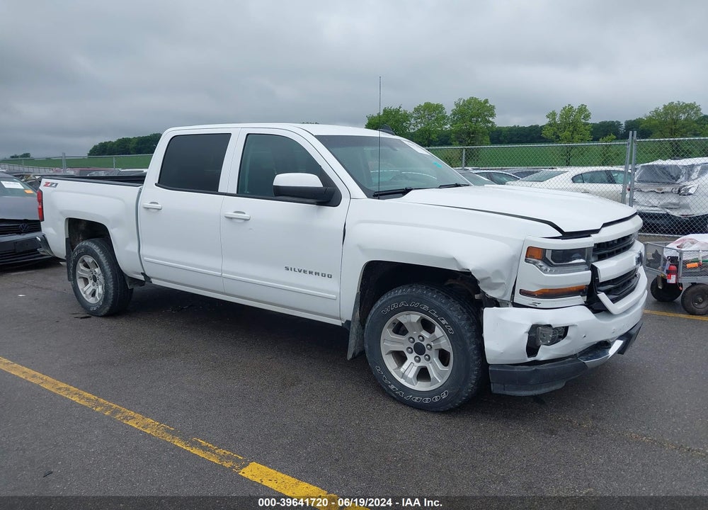 2016 CHEVROLET SILVERADO 1500 2LT VIN: 3GCUKRECXGG136452