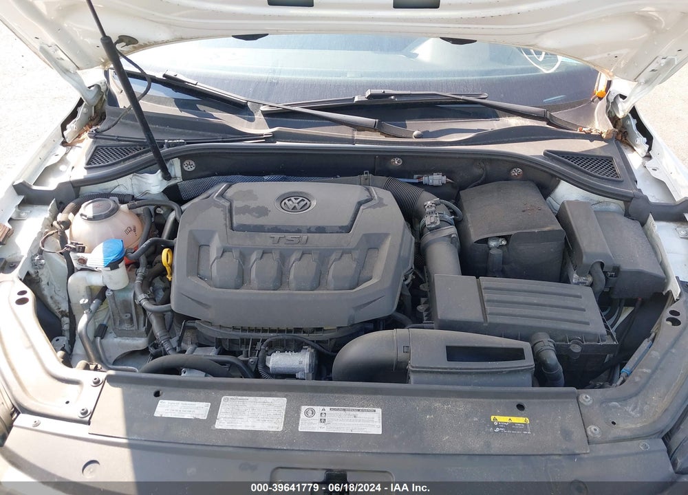 2018 VOLKSWAGEN PASSAT 2.0T R-LINE/2.0T S VIN: 1VWAA7A31JC016580