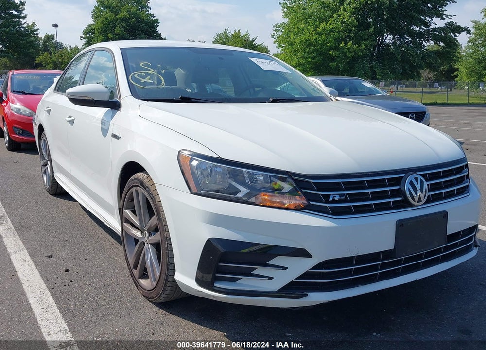 2018 VOLKSWAGEN PASSAT 2.0T R-LINE/2.0T S VIN: 1VWAA7A31JC016580