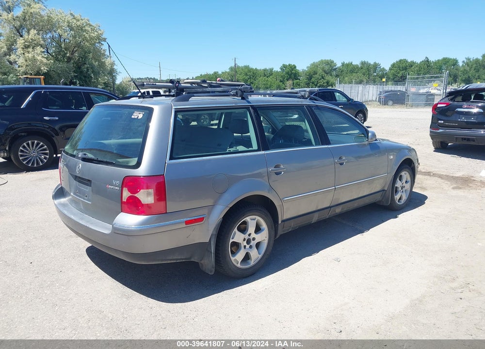 2004 VOLKSWAGEN PASSAT GLX VIN: WVWYH63B44E134952