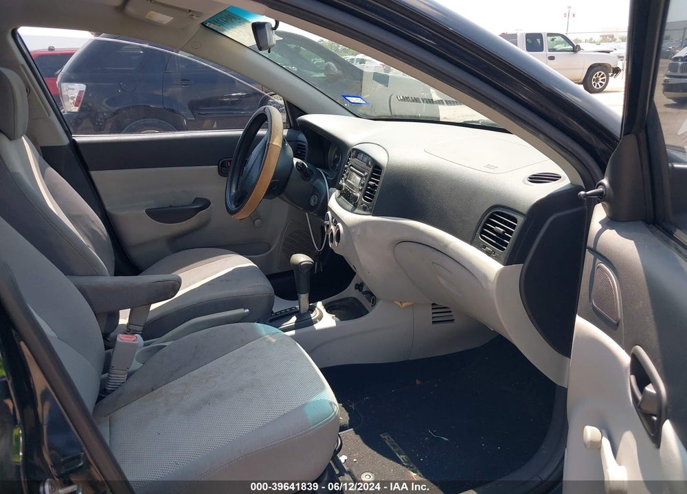 2008 HYUNDAI ACCENT GLS VIN: KMHCN46C18U193248
