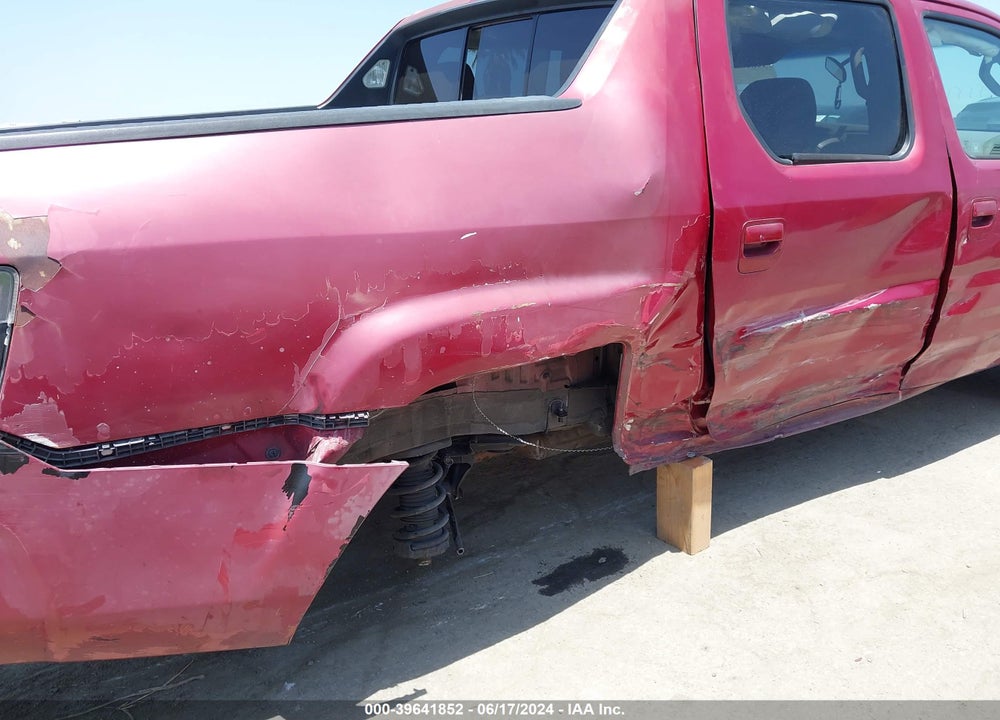 2006 HONDA RIDGELINE RTL VIN: 2HJYK16526H517967