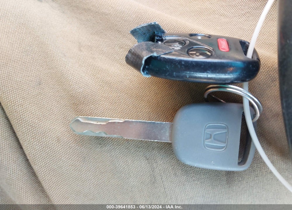 2003 HONDA ACCORD 2.4 EX VIN: 1HGCM71673A026642