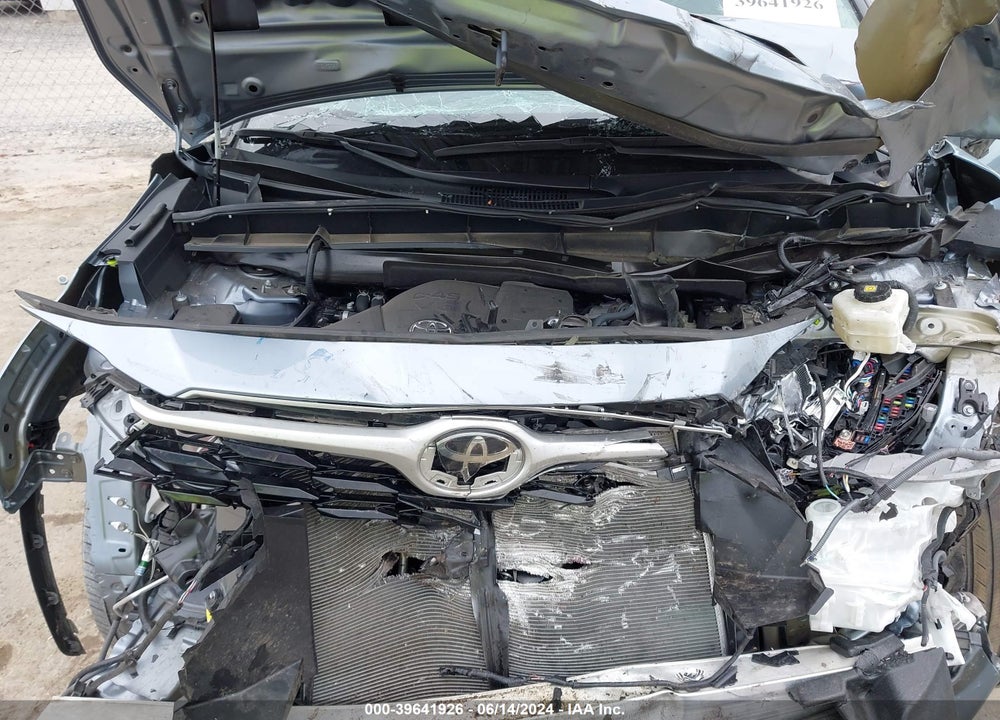 2021 TOYOTA HIGHLANDER XLE VIN: 5TDGZRBH1MS101305