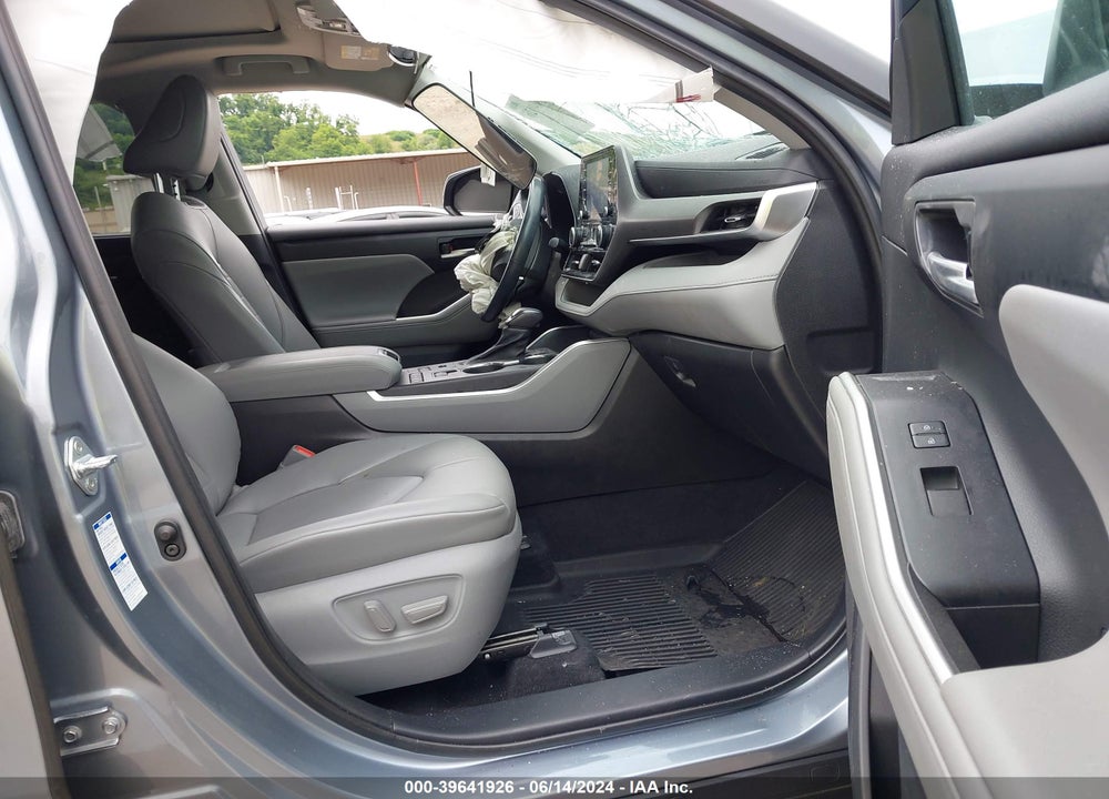 2021 TOYOTA HIGHLANDER XLE VIN: 5TDGZRBH1MS101305