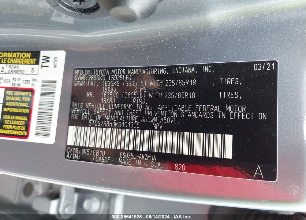 2021 TOYOTA HIGHLANDER XLE VIN: 5TDGZRBH1MS101305