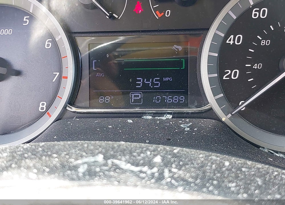 2015 NISSAN SENTRA SL VIN: 3N1AB7AP9FY360212