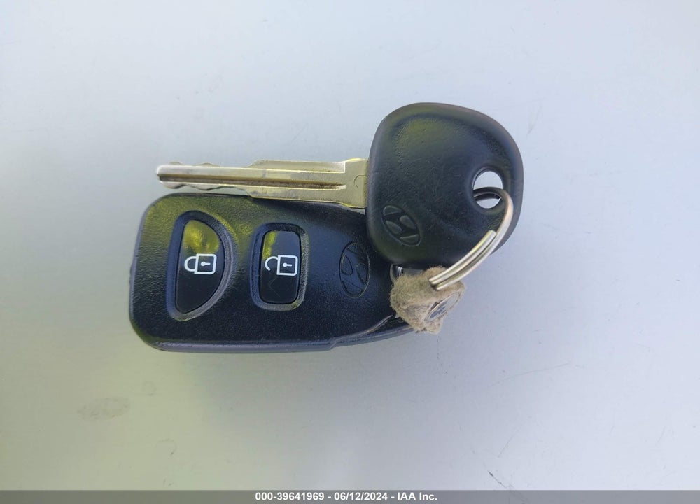 2011 HYUNDAI ELANTRA LIMITED (ULSAN PLANT) VIN: KMHDH4AE3BU131247