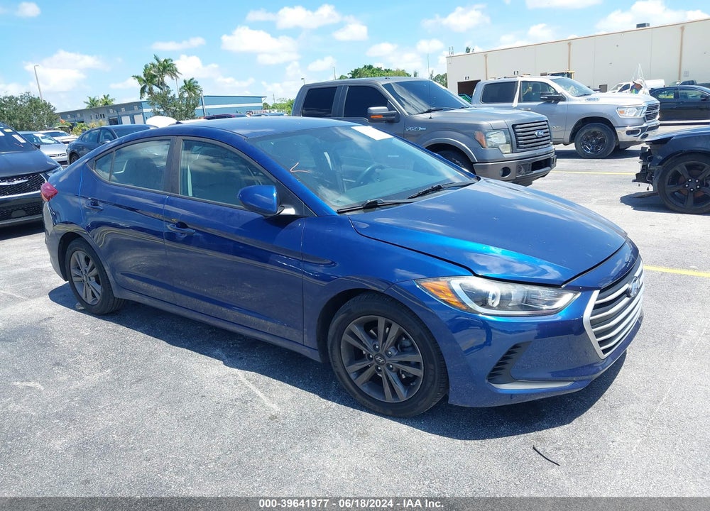 2018 HYUNDAI ELANTRA SEL VIN: 5NPD84LF1JH223833