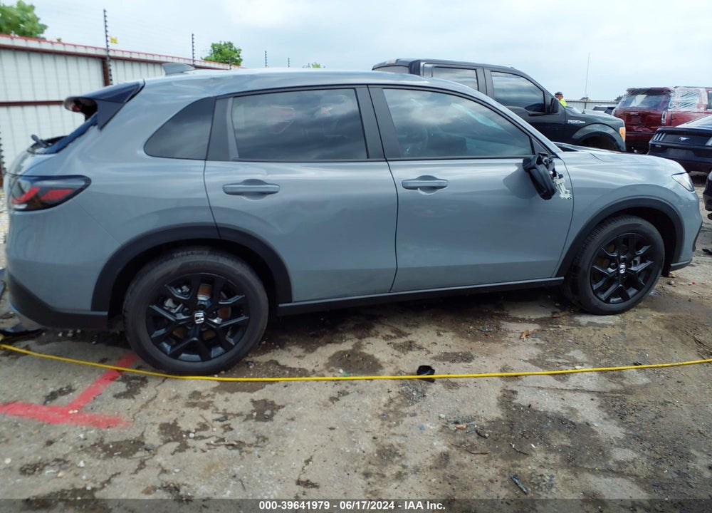 2024 HONDA HR-V 2WD SPORT/2WD SPORT W/O BSI VIN: 3CZRZ1H54RM759824