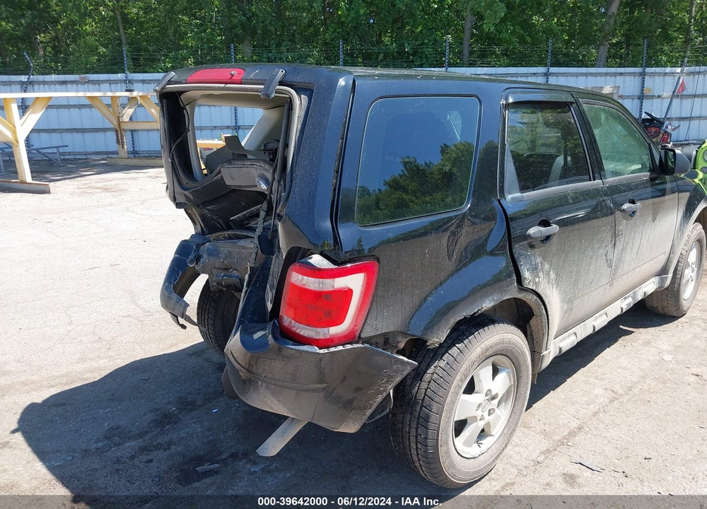 2012 FORD ESCAPE XLS VIN: 1FMCU0C79CKA43153