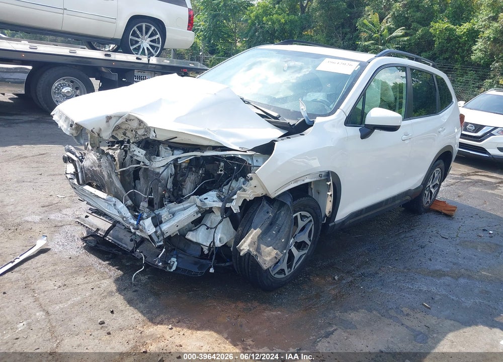 2021 SUBARU FORESTER PREMIUM VIN: JF2SKAJC2MH456186