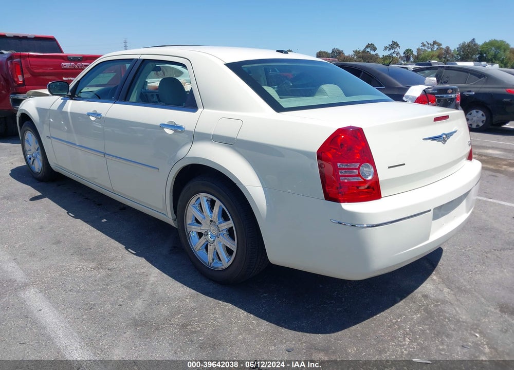 2010 CHRYSLER 300 TOURING/SIGNATURE SERIES/EXECUTIVE SERIES VIN: 2C3CA5CV3AH145324
