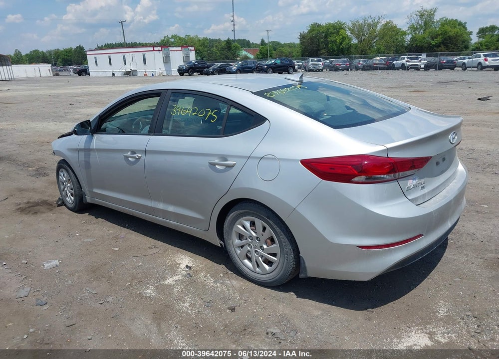 2018 HYUNDAI ELANTRA SE VIN: 5NPD74LF8JH359301